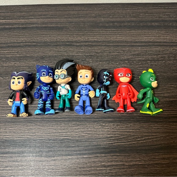 PJ Masks Vehicles and Figures Lot of 11 - Picture 8 of 10